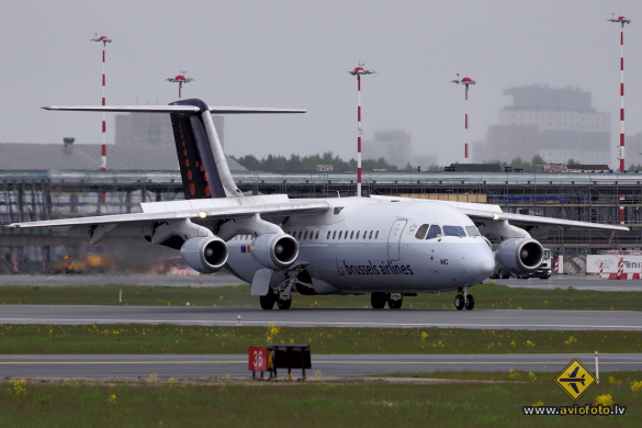 British Aerospace Avro 146-RJ100