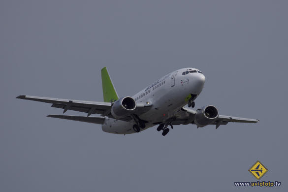 Boeing 737-522