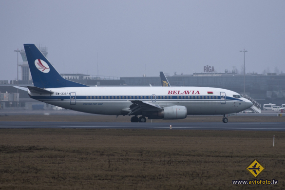 Boeing 737-3Q8