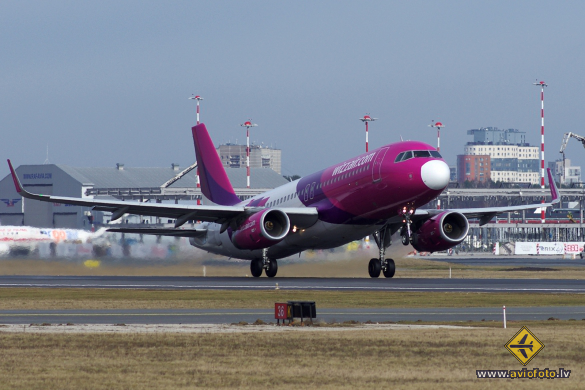Airbus A320-232