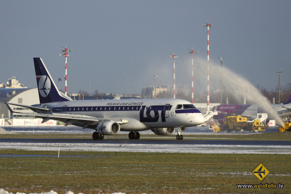 Embraer 175LR (ERJ-170-200LR)
