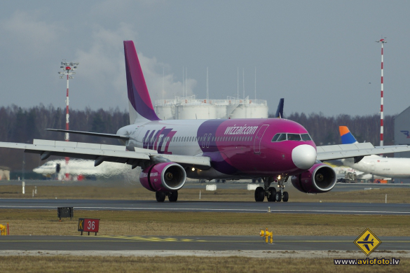 Airbus A320-232