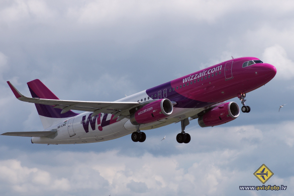 Airbus A320-232
