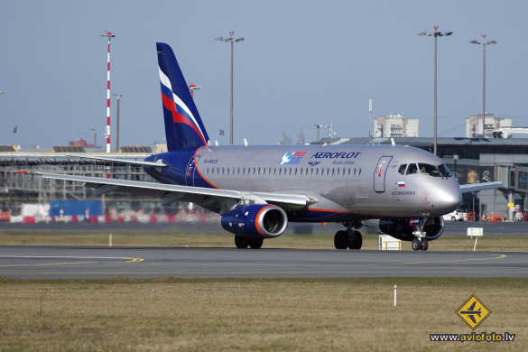 Sukhoi SSJ-100-95B Superjet 100 (RRJ-95B)