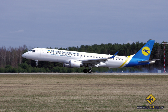 Embraer 190STD (ERJ-190-100STD)