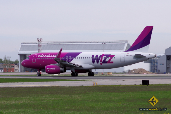 Airbus A320-232