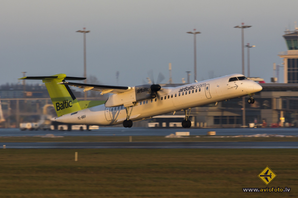 Bombardier DHC-8-402 Q400