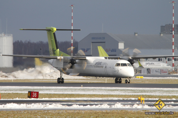 Bombardier DHC-8-402 Q400