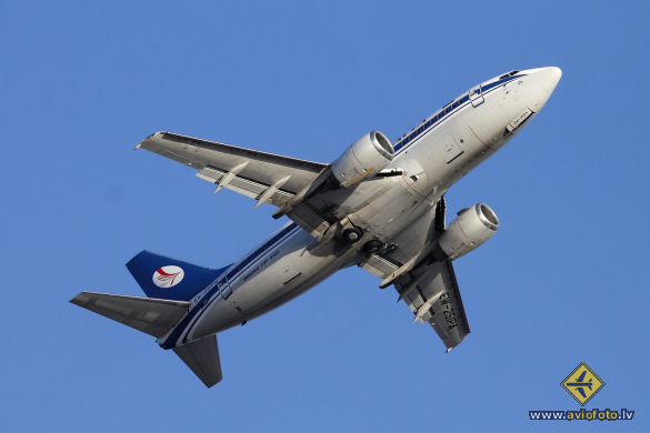 Boeing 737-5Q8