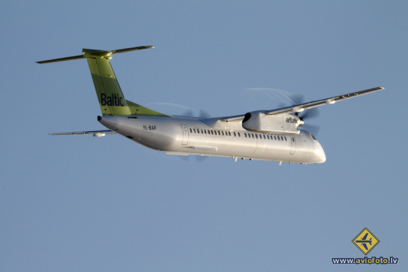 Bombardier DHC-8-402 Q400