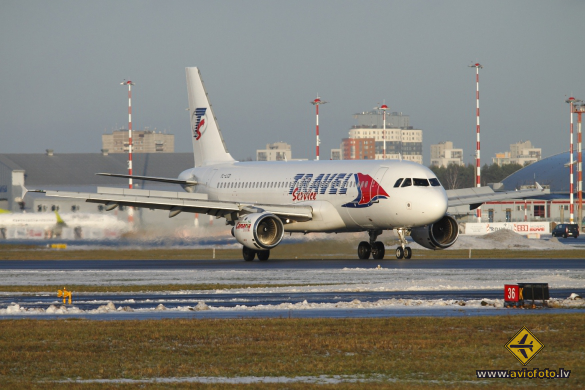 Airbus A320-211
