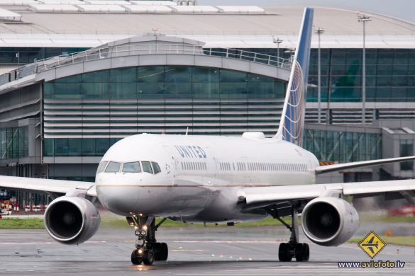 Boeing 757-224