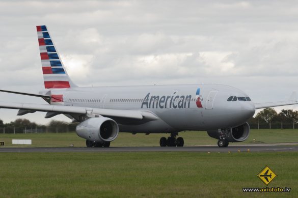 Airbus A330-243