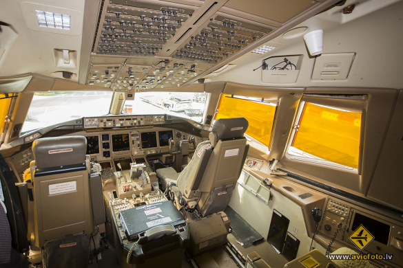 Boeing 777-223/ER