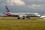 Boeing 757-2B7