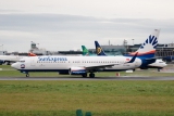 Boeing 737-8HC
