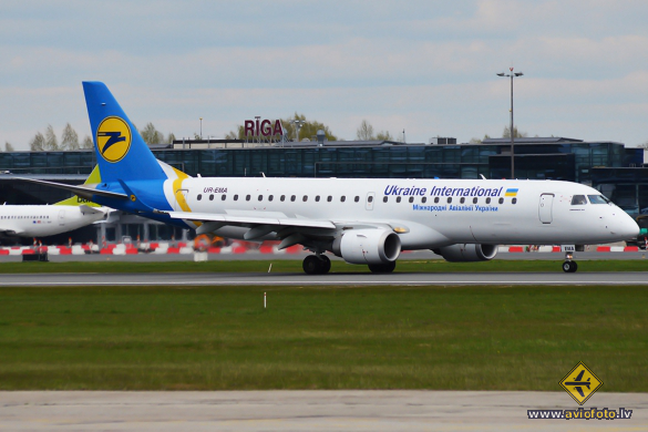 Embraer 190STD (ERJ-190-100STD)