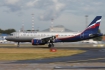 Airbus A320-214