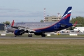 Airbus A320-214