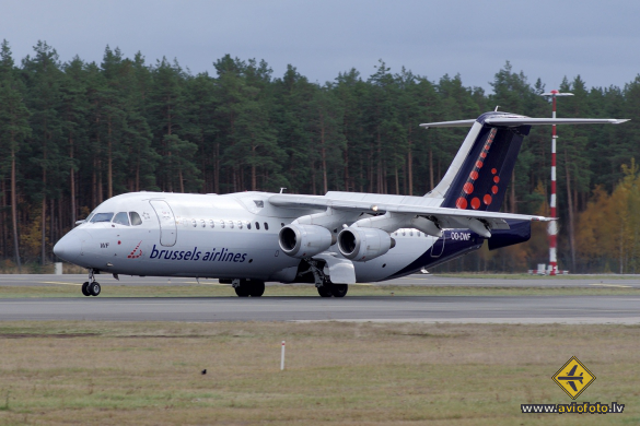 British Aerospace Avro 146-RJ100