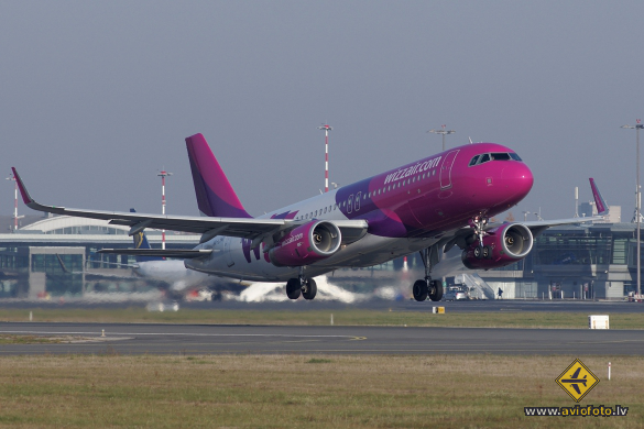 Airbus A320-232