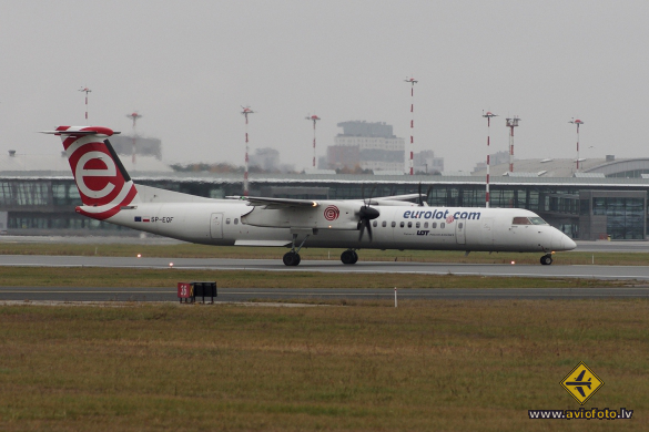 Bombardier DHC-8-402 Q400