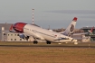 Boeing 737-86N