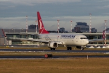Boeing 737-8F2