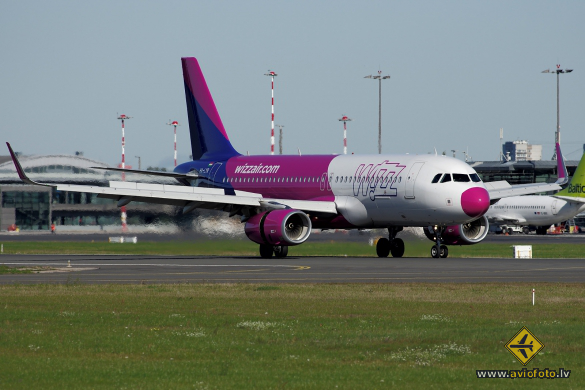 Airbus A320-232