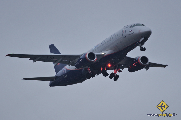 Sukhoi SSJ-100-95B Superjet 100 (RRJ-95B)