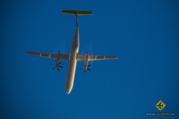 Bombardier DHC-8-402 Q400