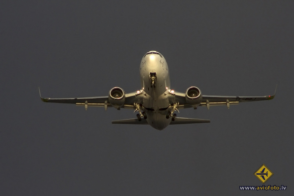 Boeing 737-36Q