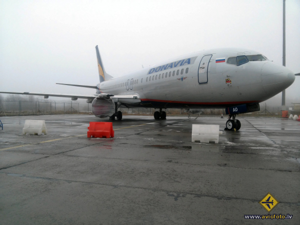 Boeing 737-4Q8