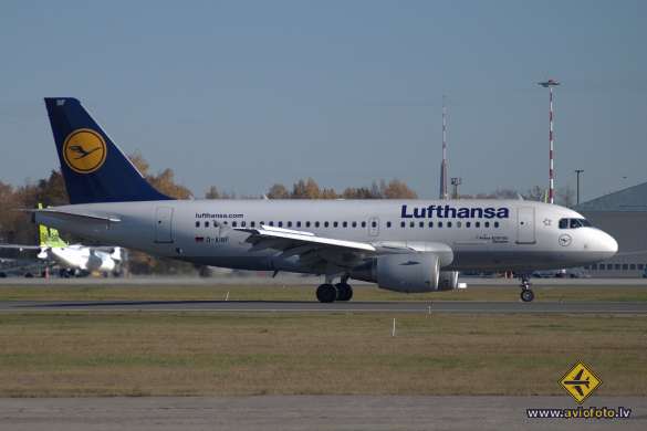 Airbus A319-112