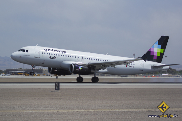 Airbus A320-233