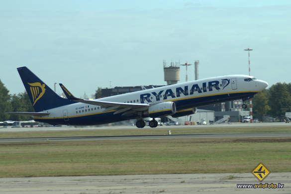 Boeing 737-8AS