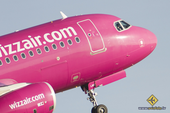 Airbus A320-232