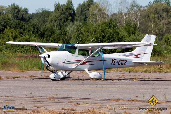 Cessna 172N Skyhawk 100 II