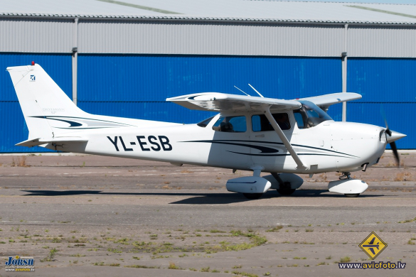 Cessna 172S Skyhawk SP