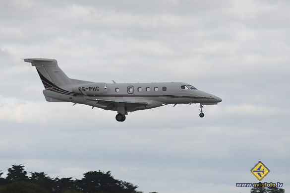 Embraer EMB-505 Phenom 300