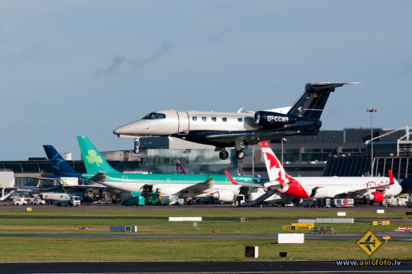 Embraer EMB-505 Phenom 300