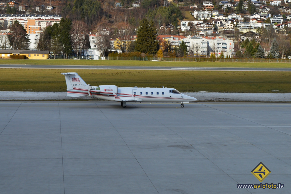 Learjet 60