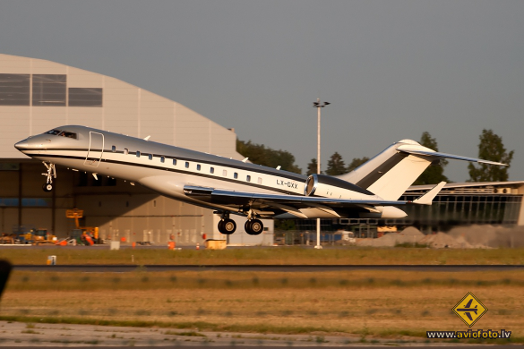 Bombardier Global Express (BD-700-1A10)