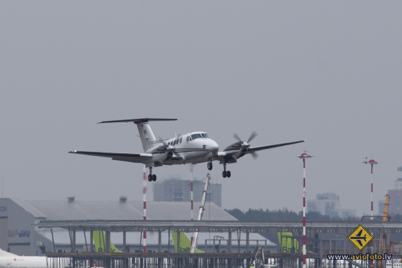 Raytheon B200 King Air