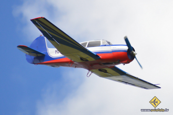 Yakovlev Yak-18T