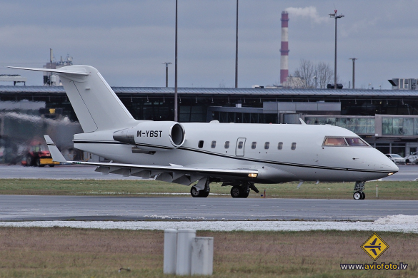 Bombardier Challenger 604 (CL-600-2B16)