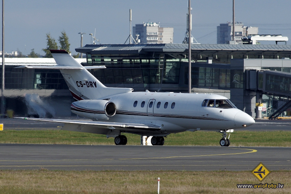 Raytheon Hawker 800XP