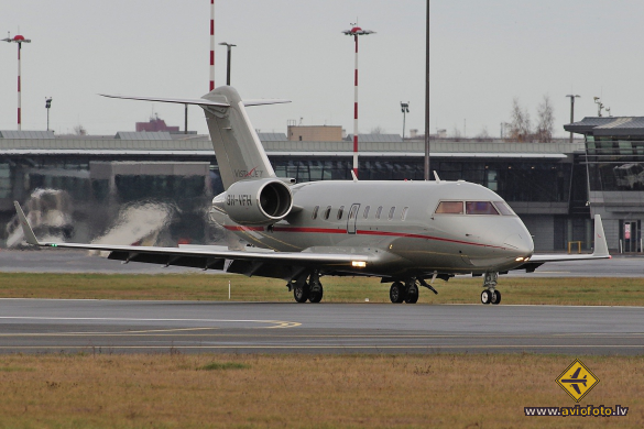 Bombardier Challenger 605 (CL-600-2B16)