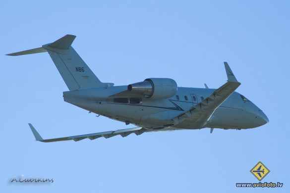 Canadair Challenger 601-3R (CL-600-2B16)