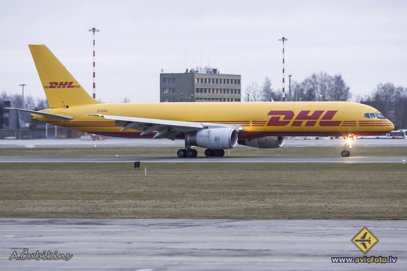 Boeing 757-23APF